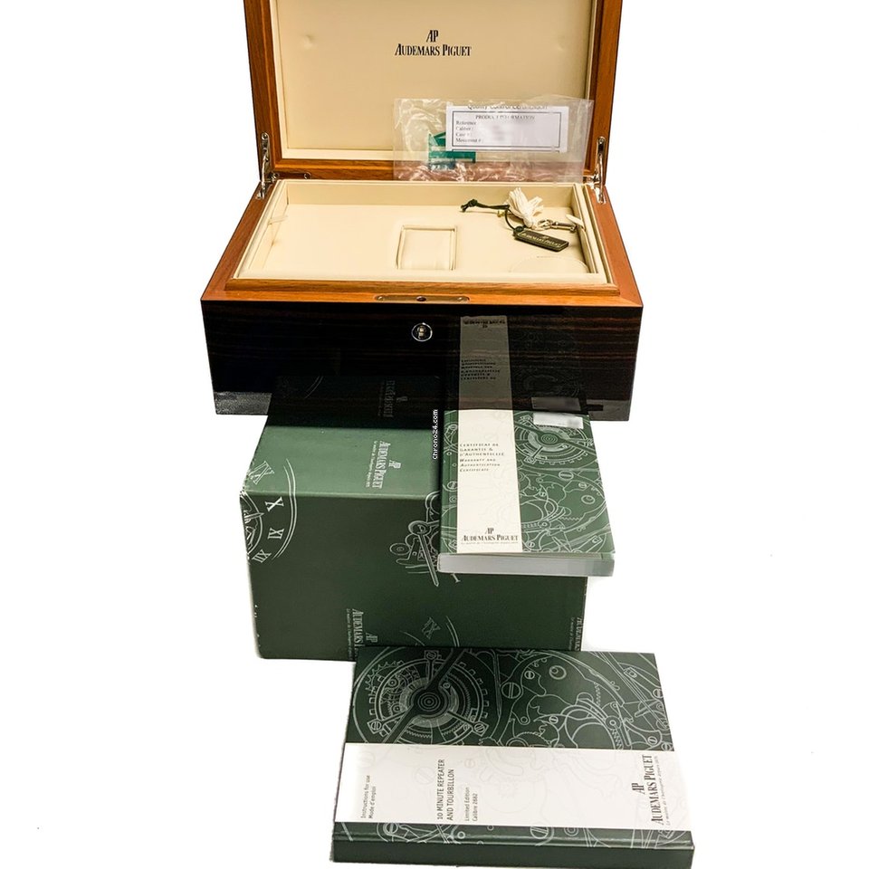Audemars Piguet Jules Audemars Mens watch Unisex Manual winding Titanium 26072TI.OO.D002CR.01 5