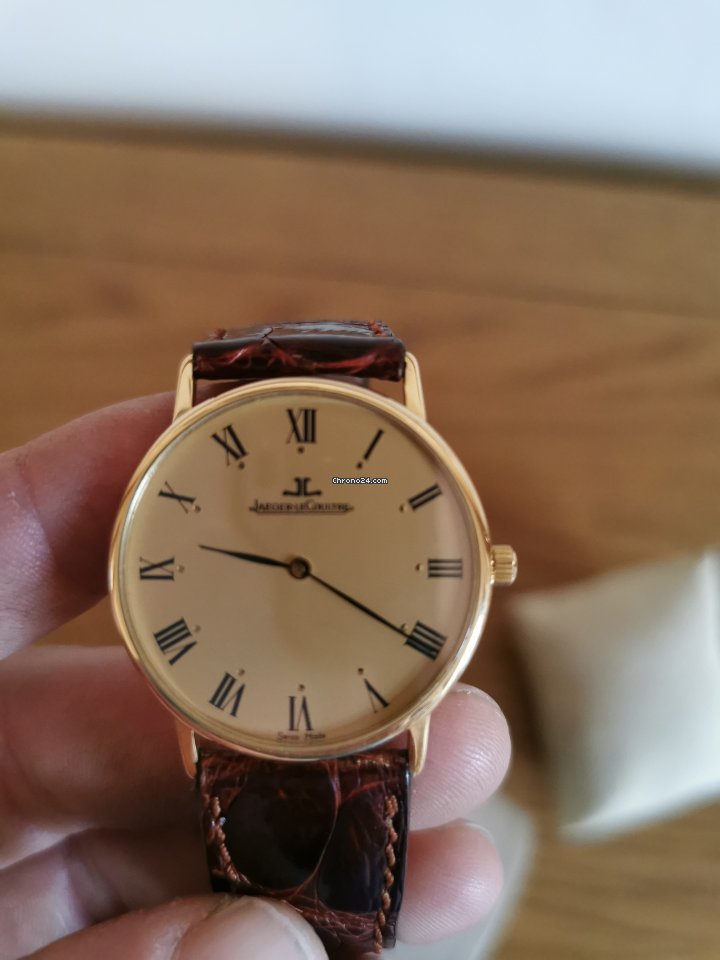 Jaeger-LeCoultre Mens watch Unisex Quartz Yellow gold 111.1.09 5