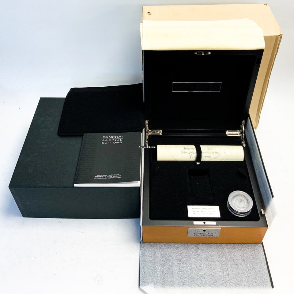 Panerai Special Editions Mens watch Unisex Manual winding Steel PAM00587 5