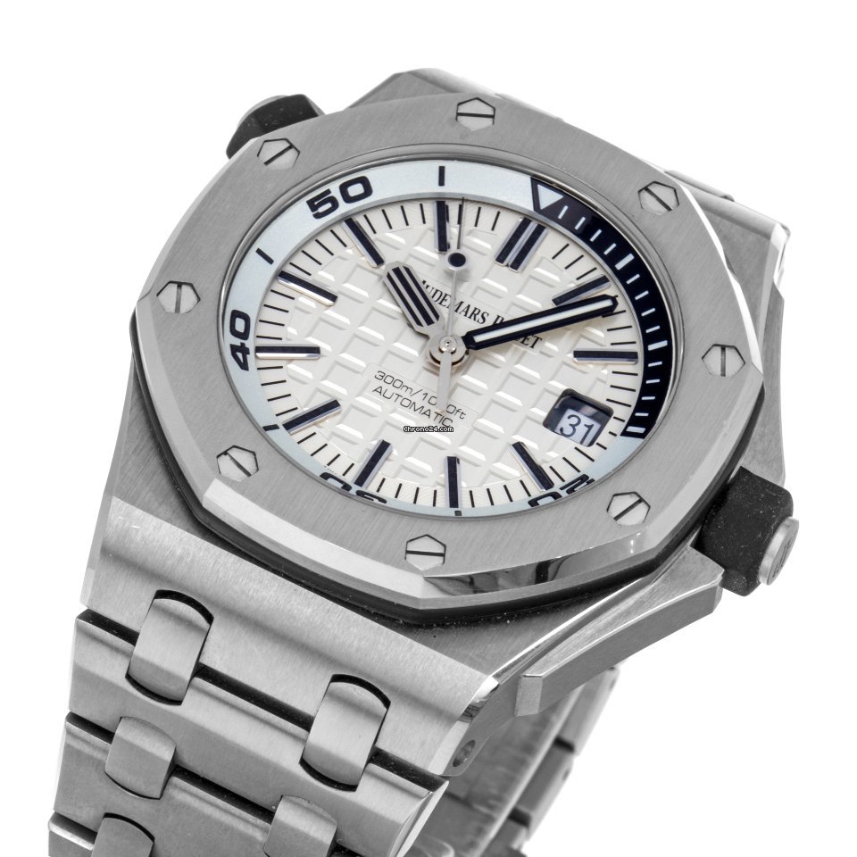 Audemars Piguet Royal Oak Offshore Diver Mens watch Unisex Automatic Steel 15710ST 5