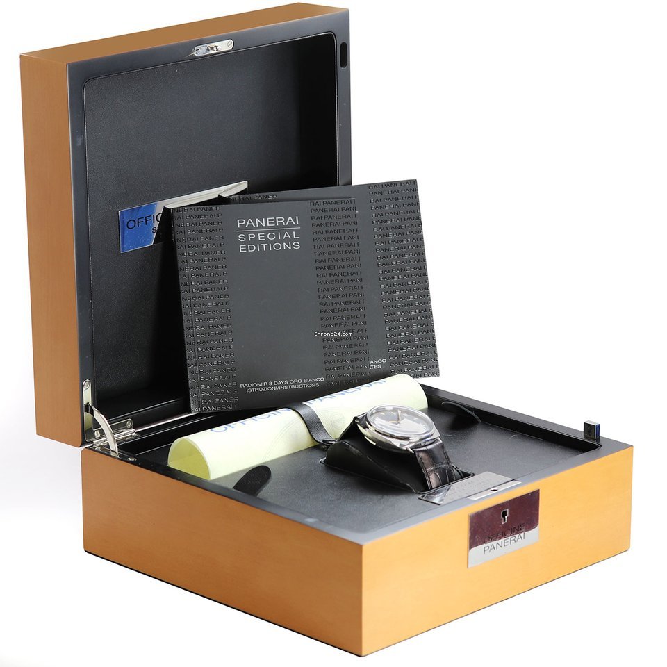 Panerai Special Editions Mens watch Unisex Manual winding White gold pam00376 5