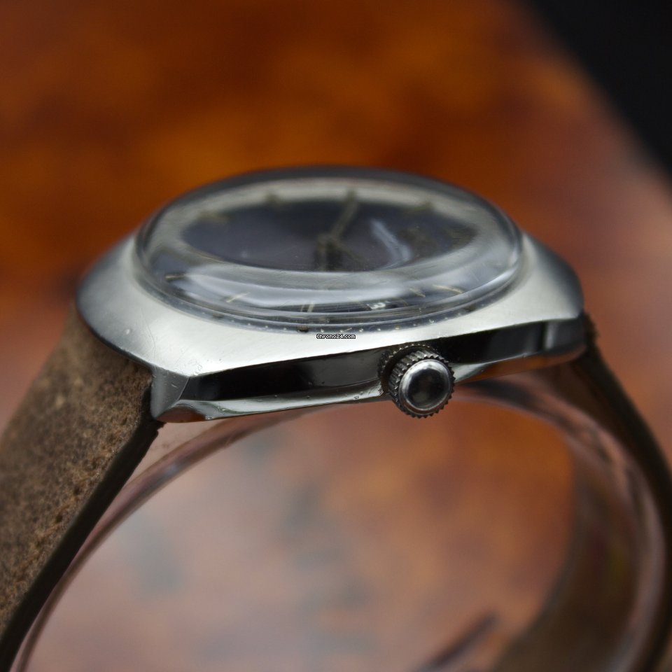 IWC Automatic Steel R819A 5