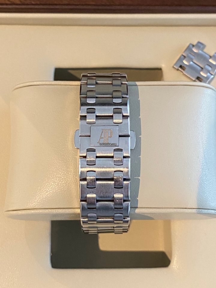 Audemars Piguet Royal Oak Lady Womens watch Quartz Steel 67620ST.OO.D010CA.01 5
