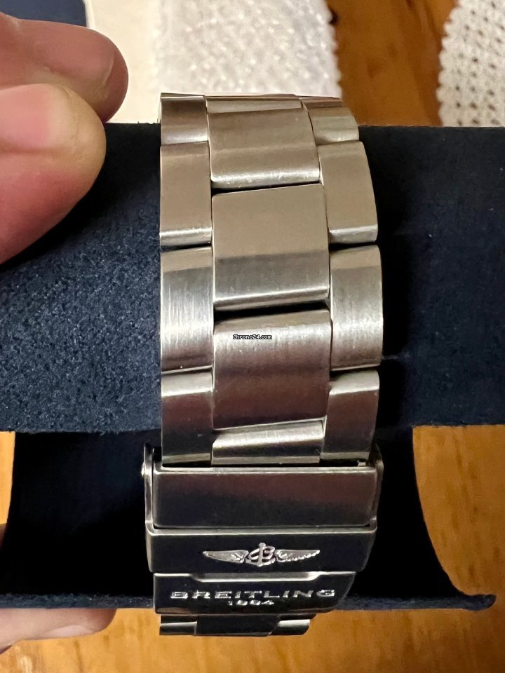 Breitling Superocean 44 Mens watch Unisex Automatic Steel A17367A11L1W1 5