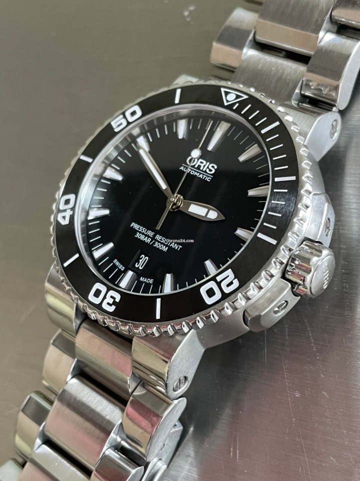 Oris Aquis Date Mens watch Unisex Automatic Steel 01 733 7653 4154-07 4 26 34EB 5
