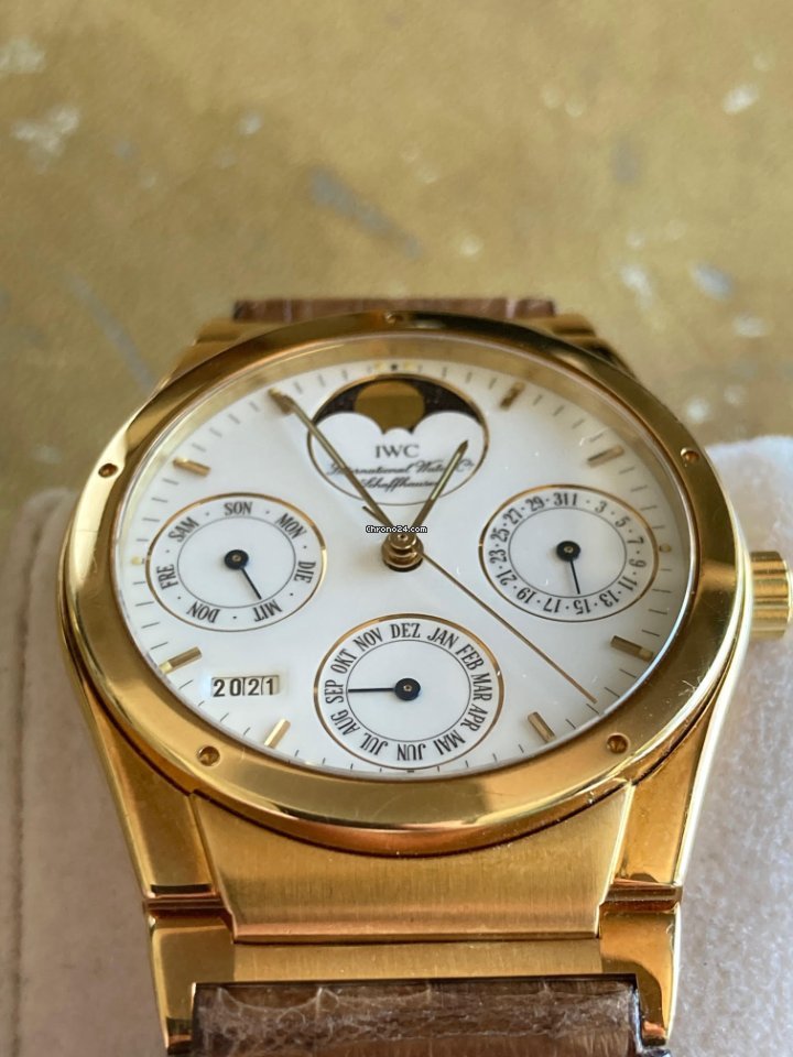 IWC Ingenieur Mens watch Unisex Automatic Yellow gold IW3540 5