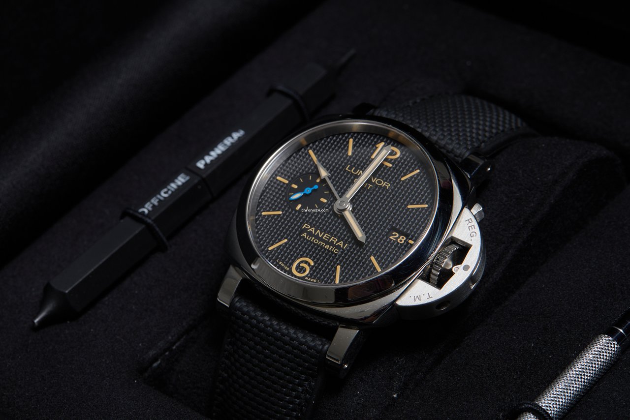 Panerai Luminor 1950 3 Days GMT Automatic Mens watch Unisex Automatic Steel PAM 01535 5
