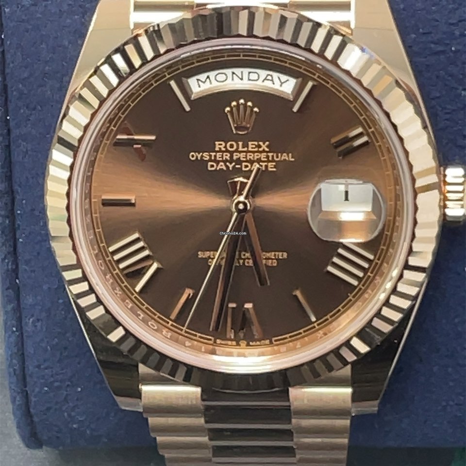 Rolex Day-Date 40 Mens watch Unisex Rose gold Automatic 228235-0006 5