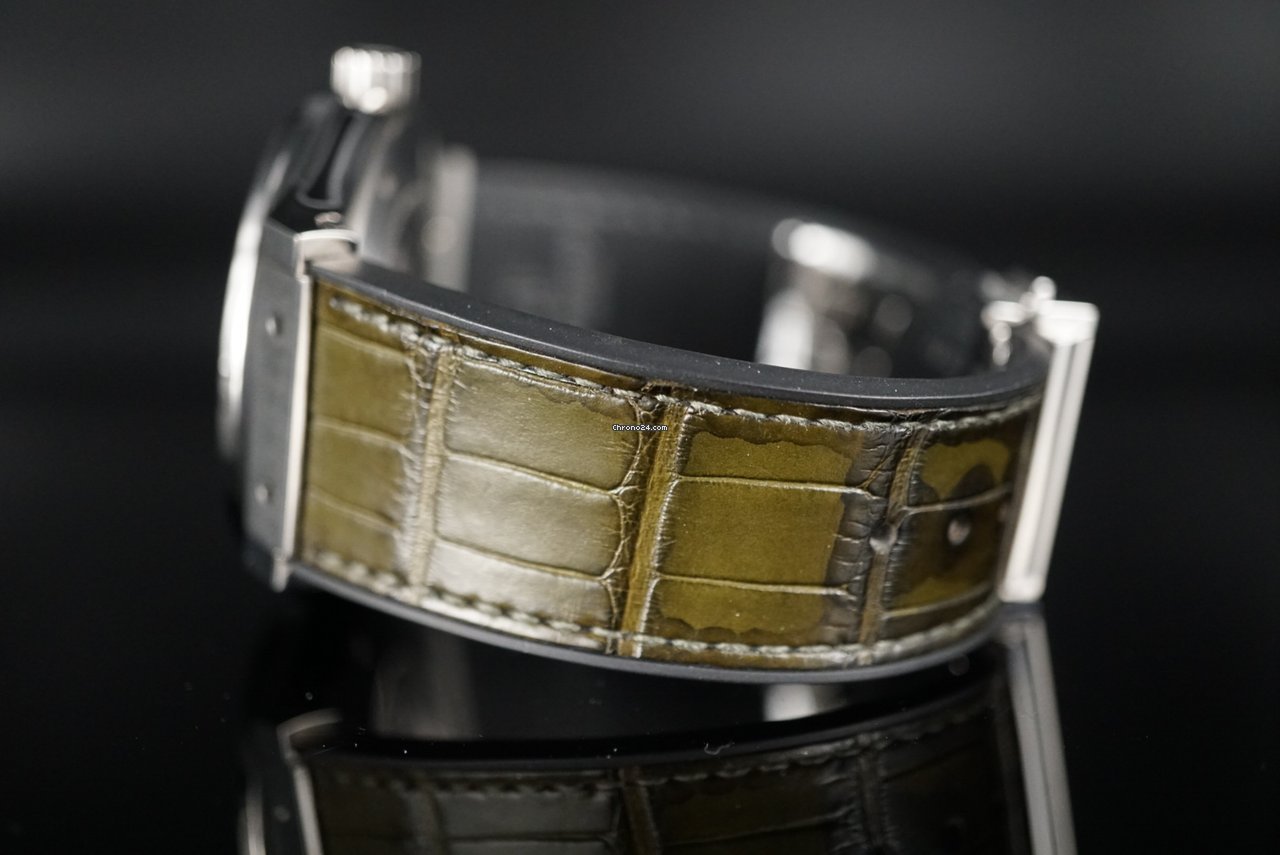 Hublot Classic Fusion 45, 42, 38, 33 mm Mens watch Unisex Automatic Titanium 511.NX.8970.LR 5