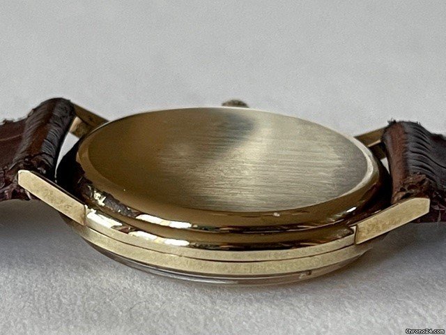 Omega Geneve Mens watch Unisex Manual winding Yellow gold 132 051 5