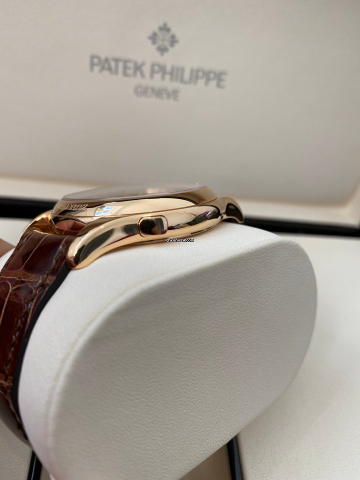 Patek Philippe World Time Mens watch Unisex Automatic Rose gold 5131R-010 5