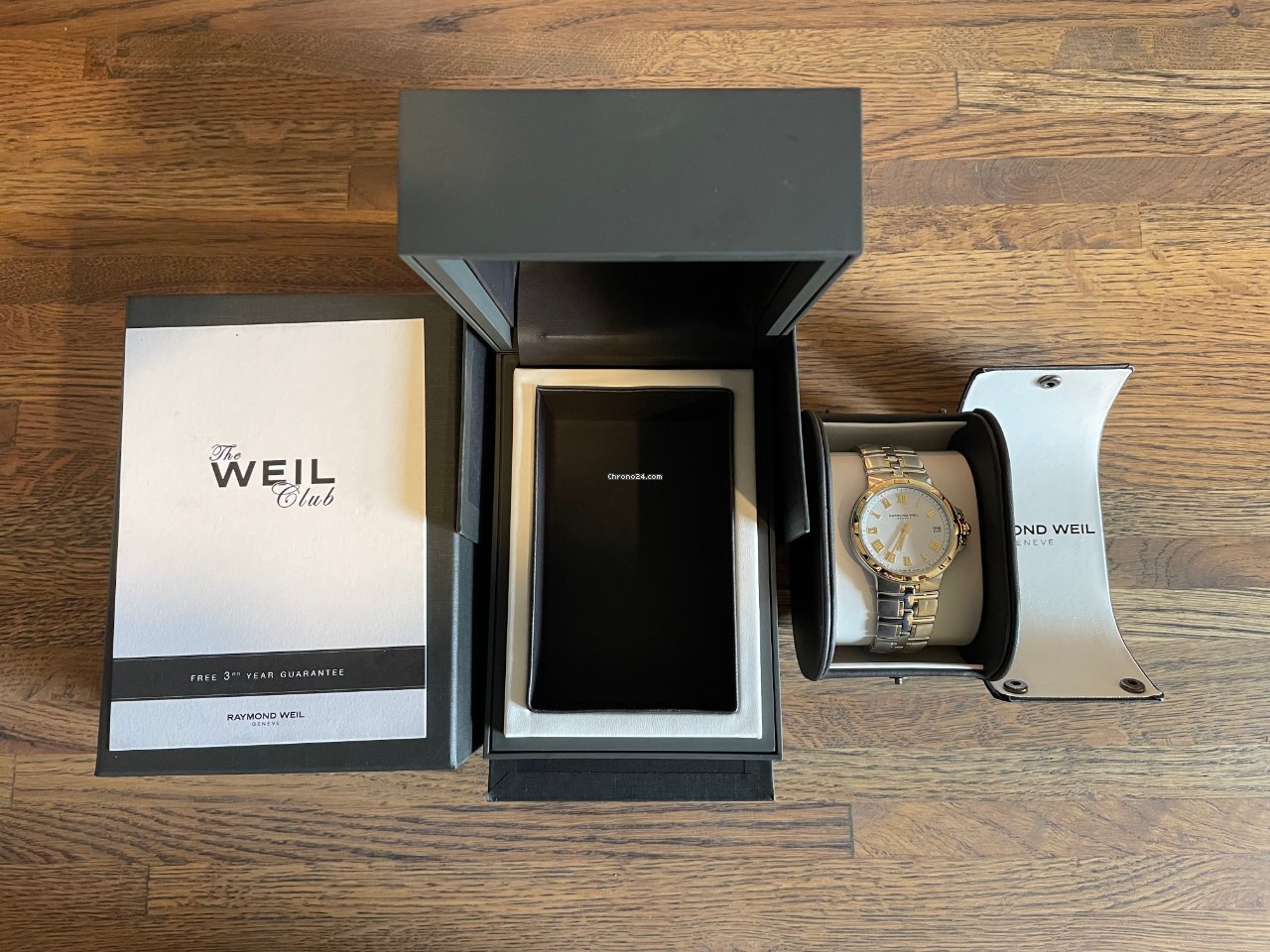 Raymond Weil Parsifal Mens watch Unisex Quartz Steel 5580-STP-00308 5