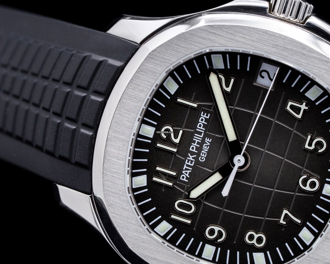 Patek Philippe Aquanaut Mens watch Unisex Automatic Steel 5165A-001 5