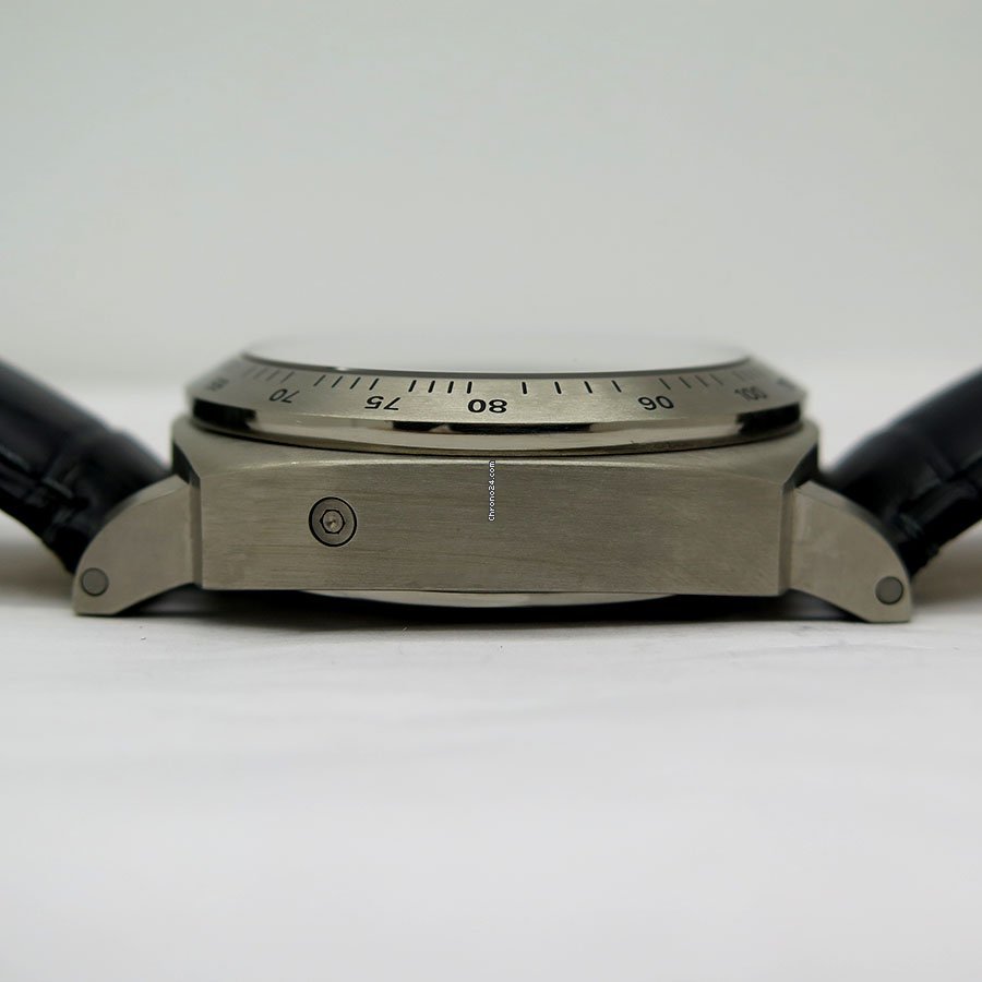 Panerai Luminor Chrono Titanium PAM 326 5
