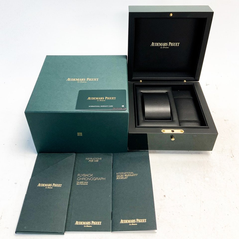Audemars Piguet Royal Oak Offshore Chronograph Mens watch Unisex Automatic Titanium 26238TI.OO.2000TI.01 5