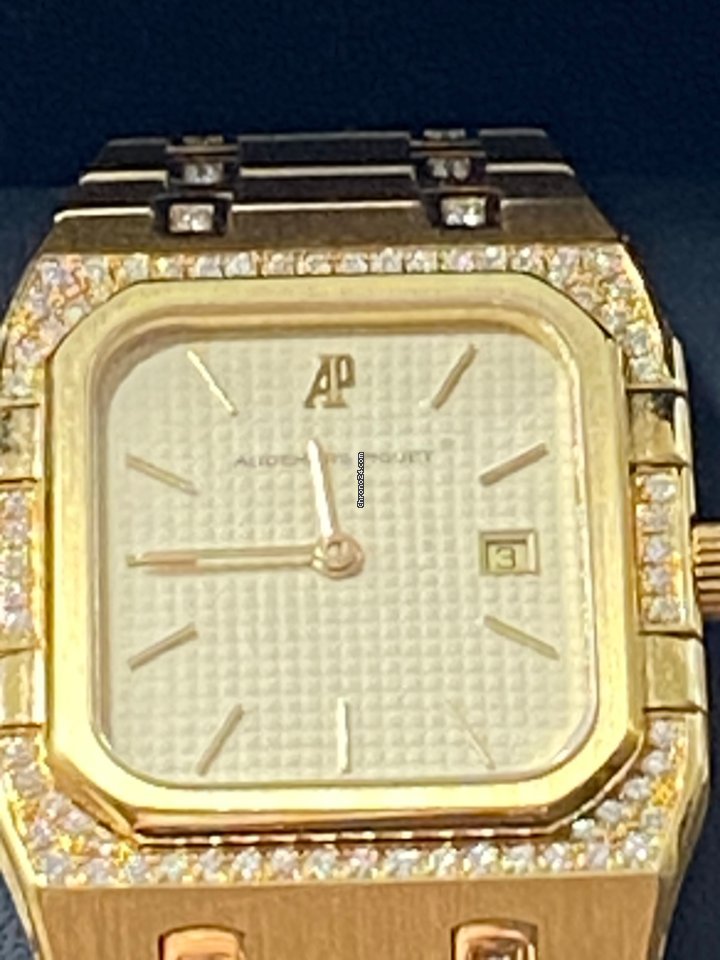 Audemars Piguet Royal Oak Mens watch Unisex Quartz Yellow gold 6005 5
