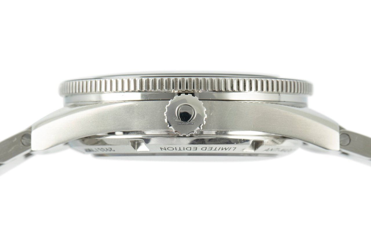 Omega Seamaster 300 Mens watch Unisex Automatic Steel 233.32.41.21.01.001 5