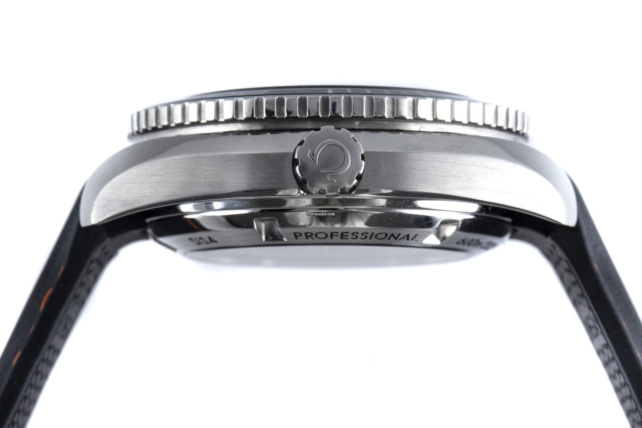 Omega Seamaster Planet Ocean Mens watch Unisex Automatic Steel 232.30.42.21.01.003 5