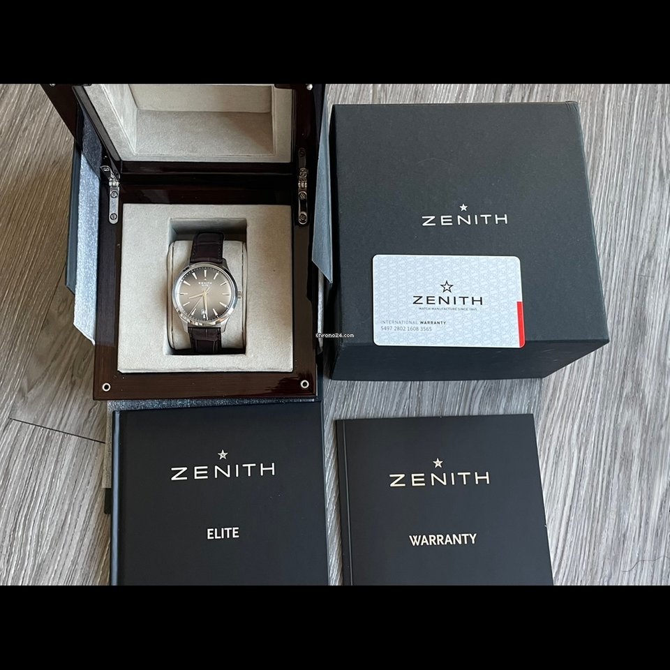 Zenith Captain Central Second Mens watch Unisex Automatic Steel 03.2020.670 22.c498 5