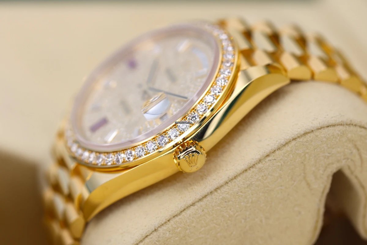 Rolex Day-Date 40 Mens watch Unisex Gold Steel Automatic 228348RBR 5