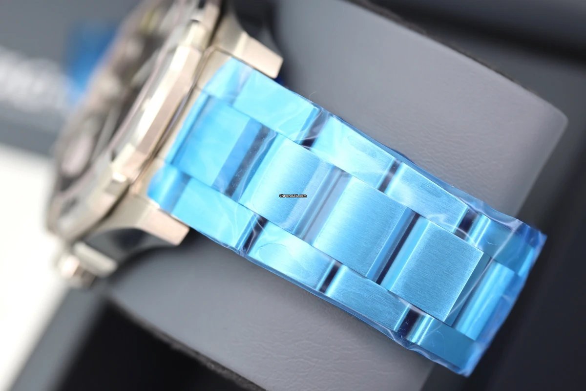 TAG Heuer Aquaracer 300M Mens watch Unisex Automatic Steel WAY2010 5