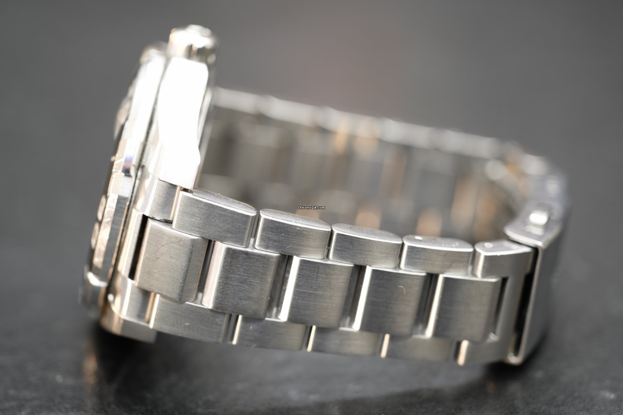 TAG Heuer Aquaracer 300M Automatic Steel WAY201A 5