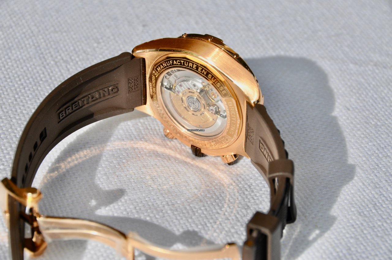 Breitling Chronomat Mens watch Unisex Automatic Rose gold RB0136E31Q1S1 5