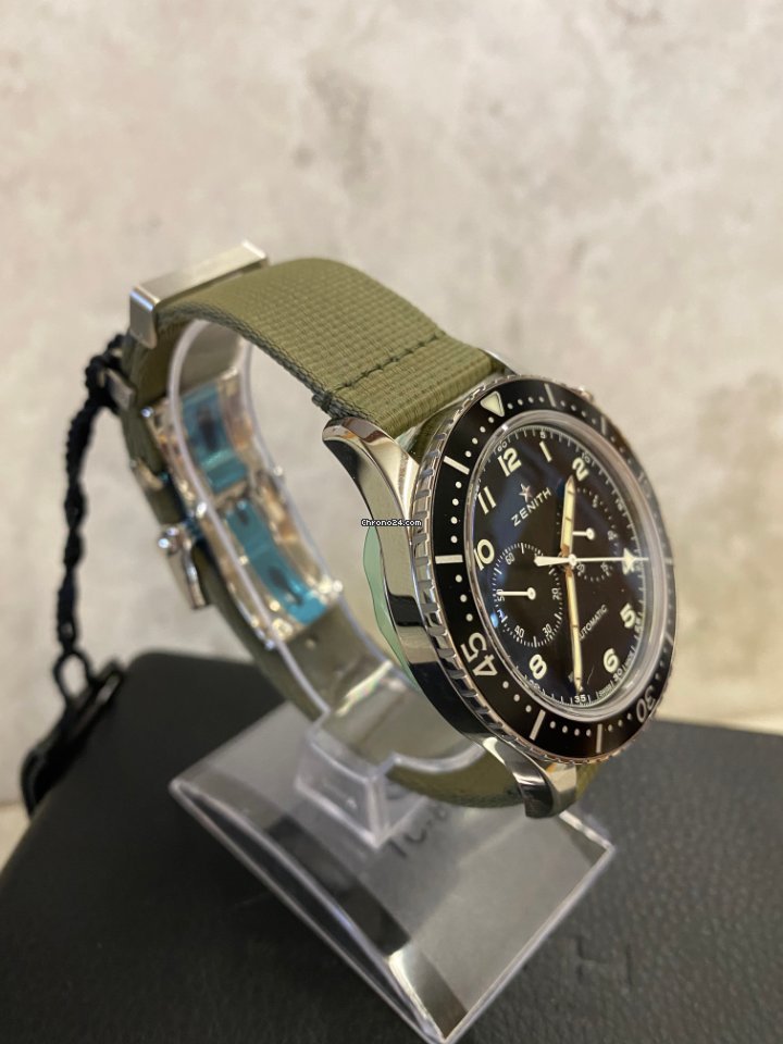 Zenith Pilot Mens watch Unisex Automatic Steel 03.2240.4069 21.C803 5