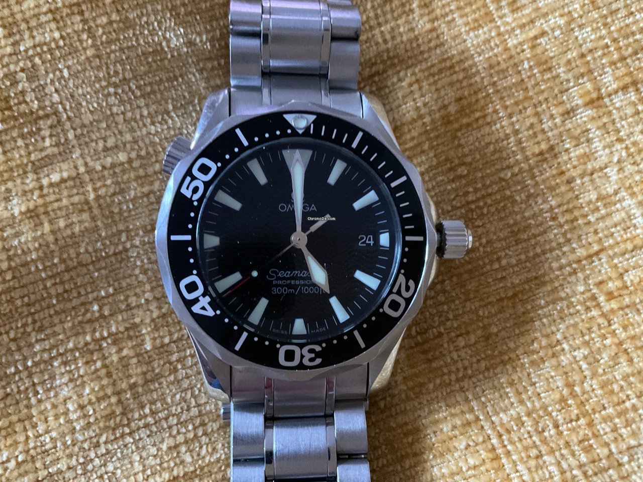 Omega Seamaster Diver 300 M Mens watch Unisex Quartz Steel 21230416101001 5