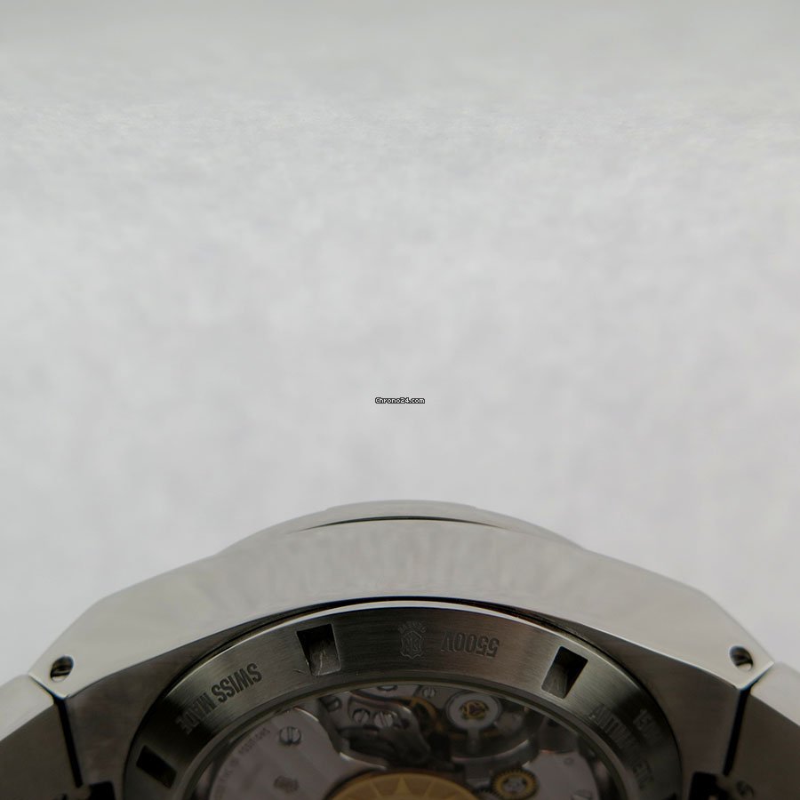 Vacheron Constantin Overseas Chronograph Mens watch Unisex Automatic Steel 5500V 110A-B075 5