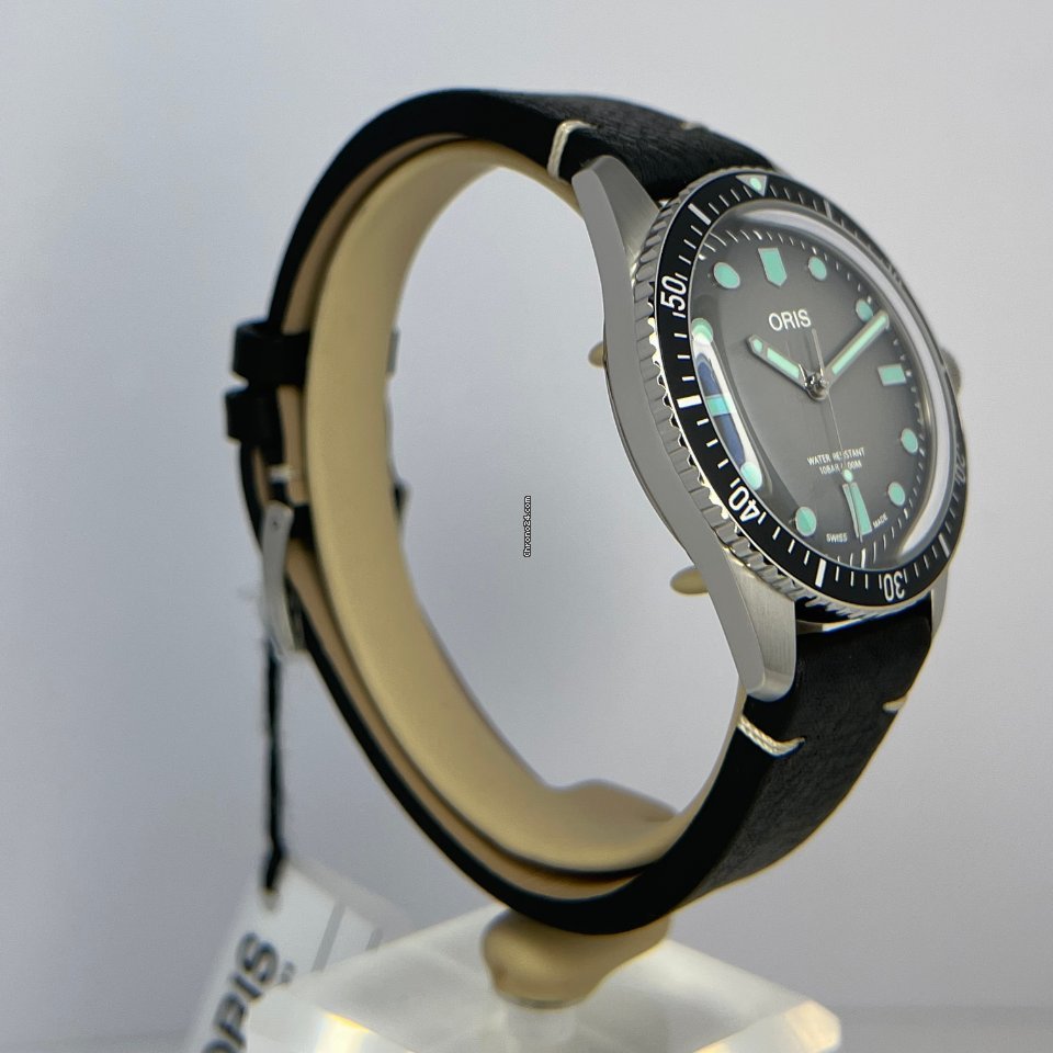 Oris Divers Sixty Five Mens watch Unisex Automatic Steel 01 733 7707 4053-07 5 20 89 5
