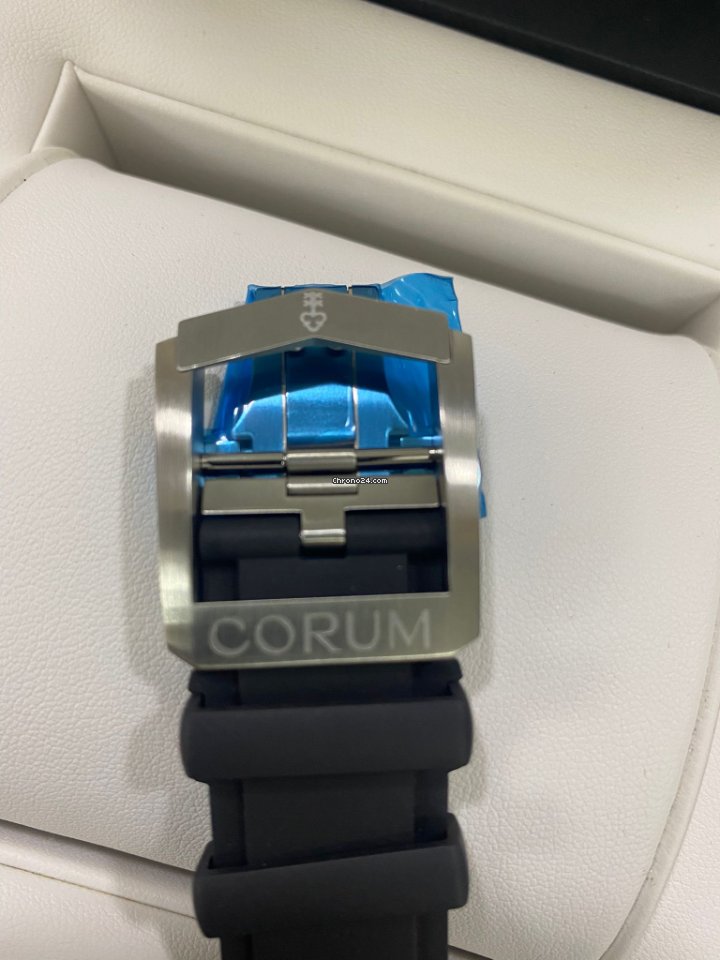 Corum Mens watch Unisex Automatic Titanium 637.101.04-F371-AN02 5