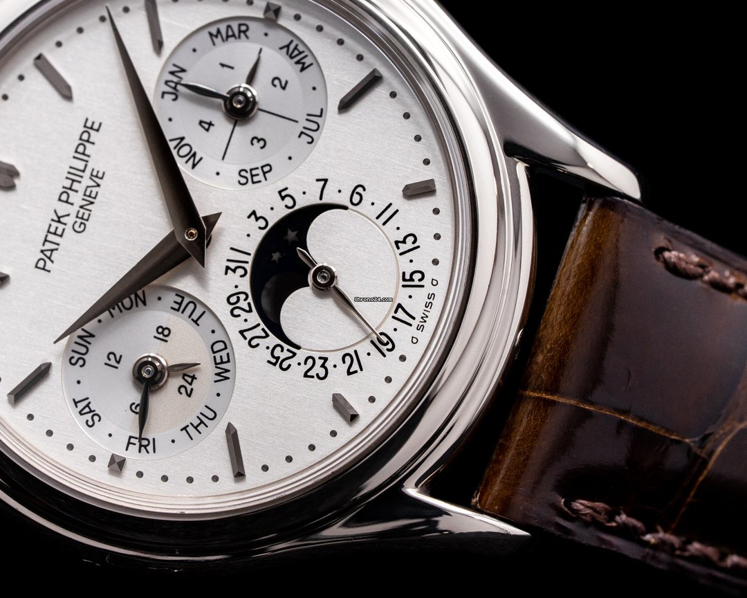 Patek Philippe Perpetual Calendar Mens watch Unisex Automatic White gold 3940G 5