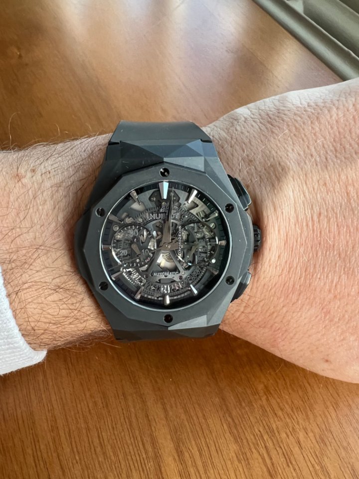 Hublot Classic Fusion Mens watch Unisex Automatic Ceramic 525.CI.0119.RX.ORL18 5