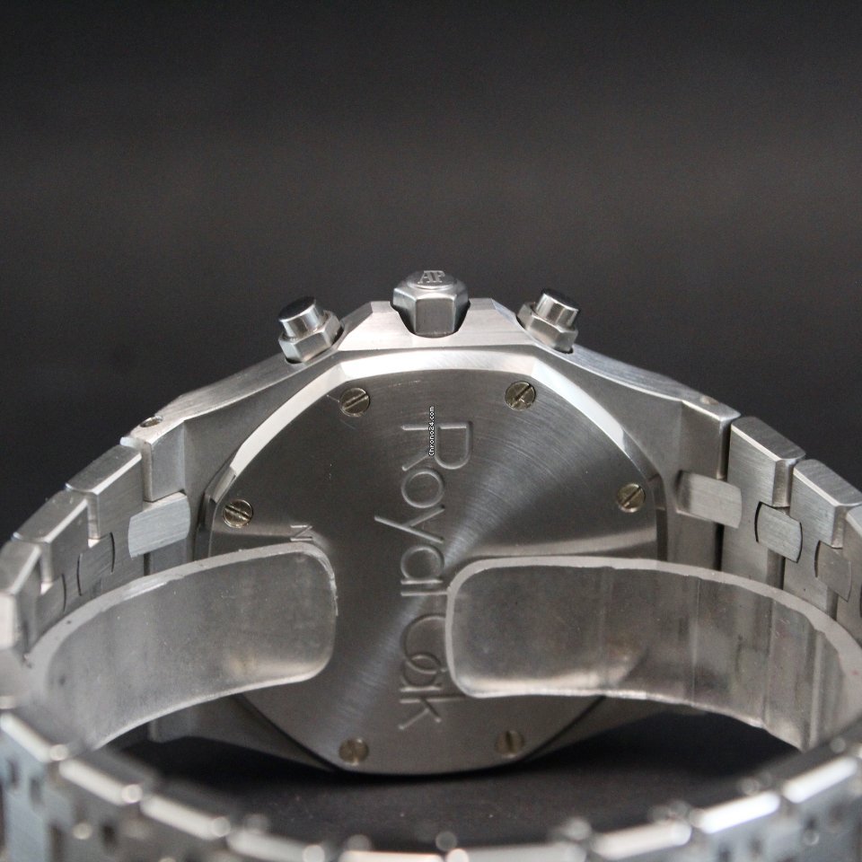 Audemars Piguet Royal Oak Chronograph Mens watch Unisex Automatic Steel 25860ST O 1110ST 01 5