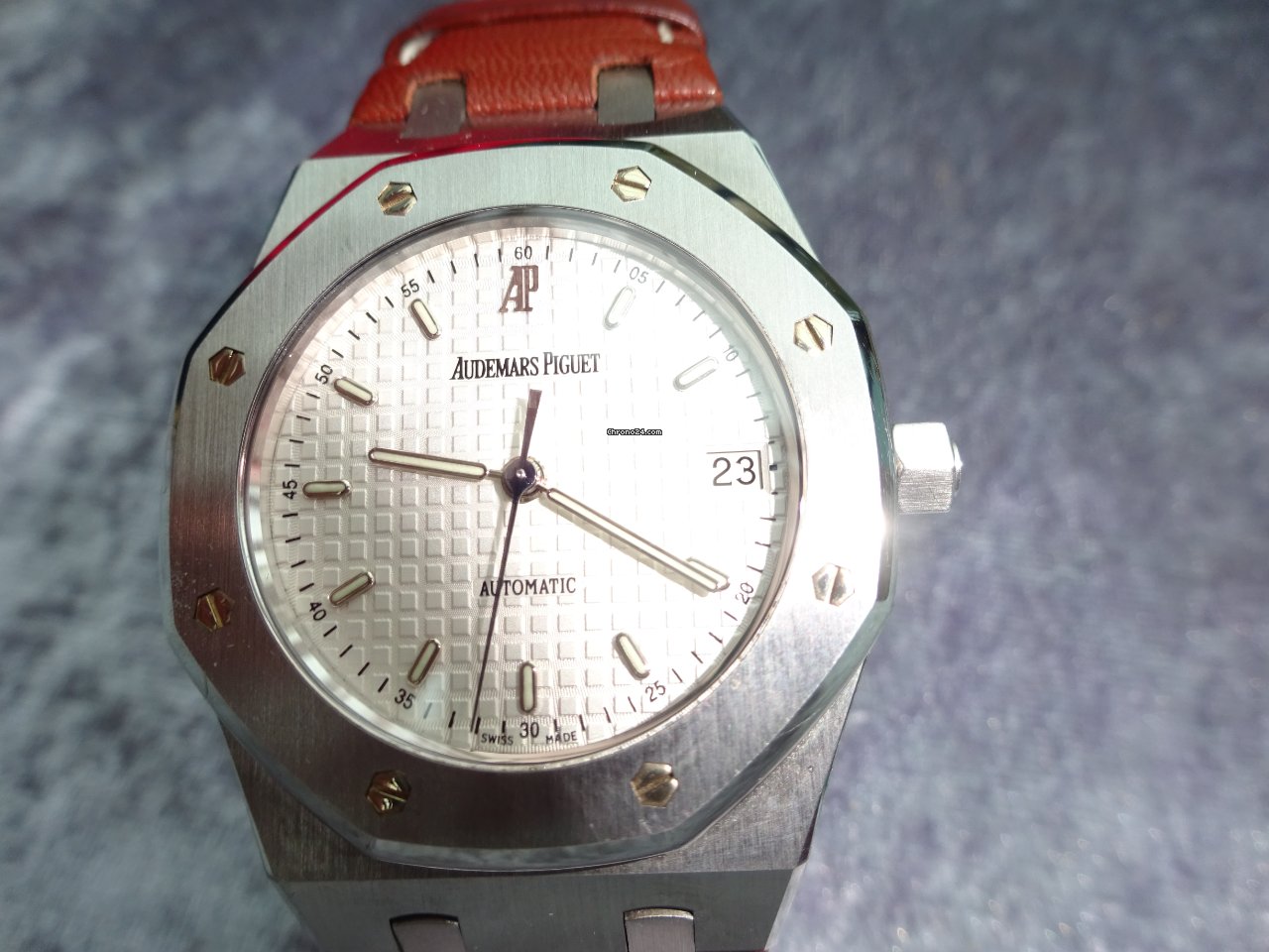 Audemars Piguet Royal Oak Mens watch Unisex Automatic Steel 15189ST.OO.D083CU.01 , Limited Pictet & Cie , Wertanlage 5