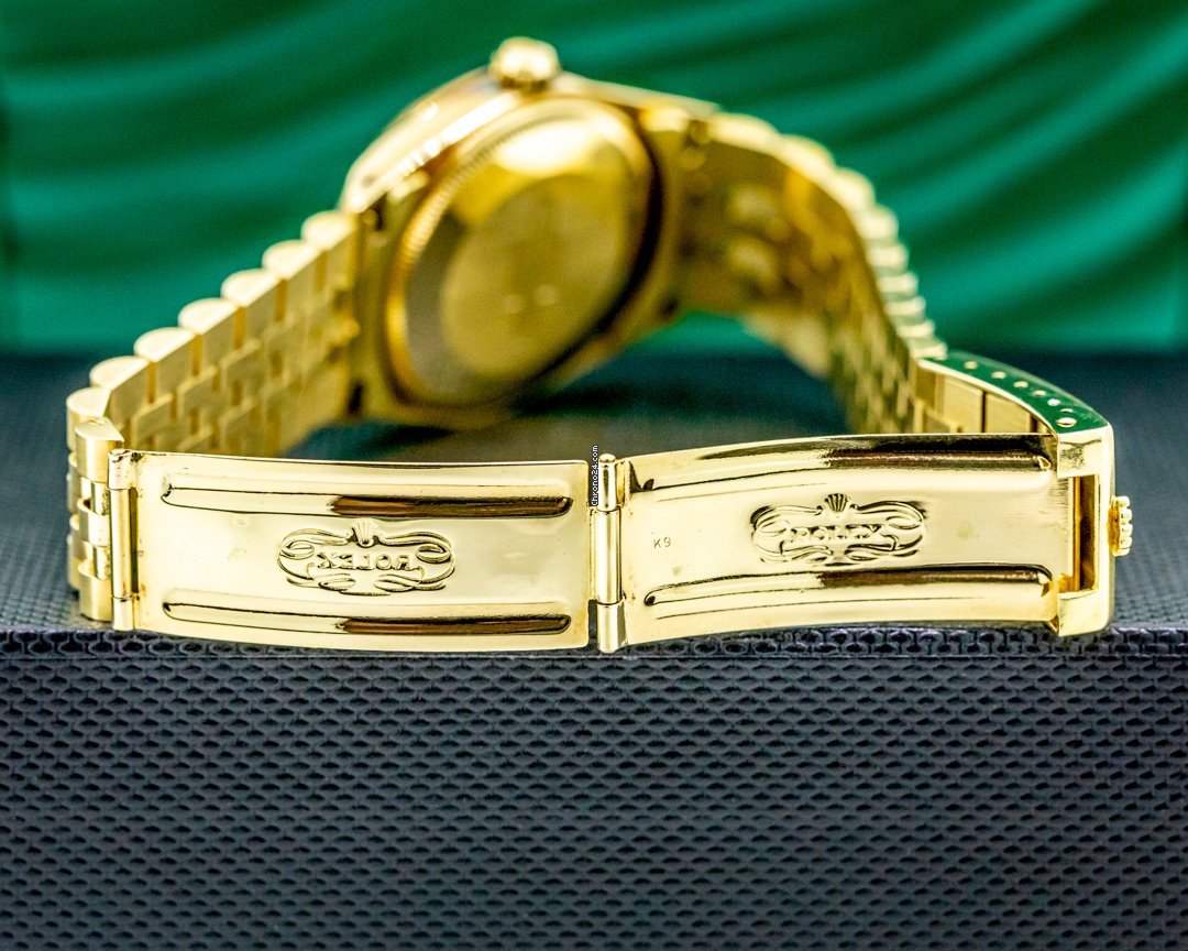 Rolex Oyster Perpetual Date Mens watch Unisex Yellow gold Automatic 15007 5