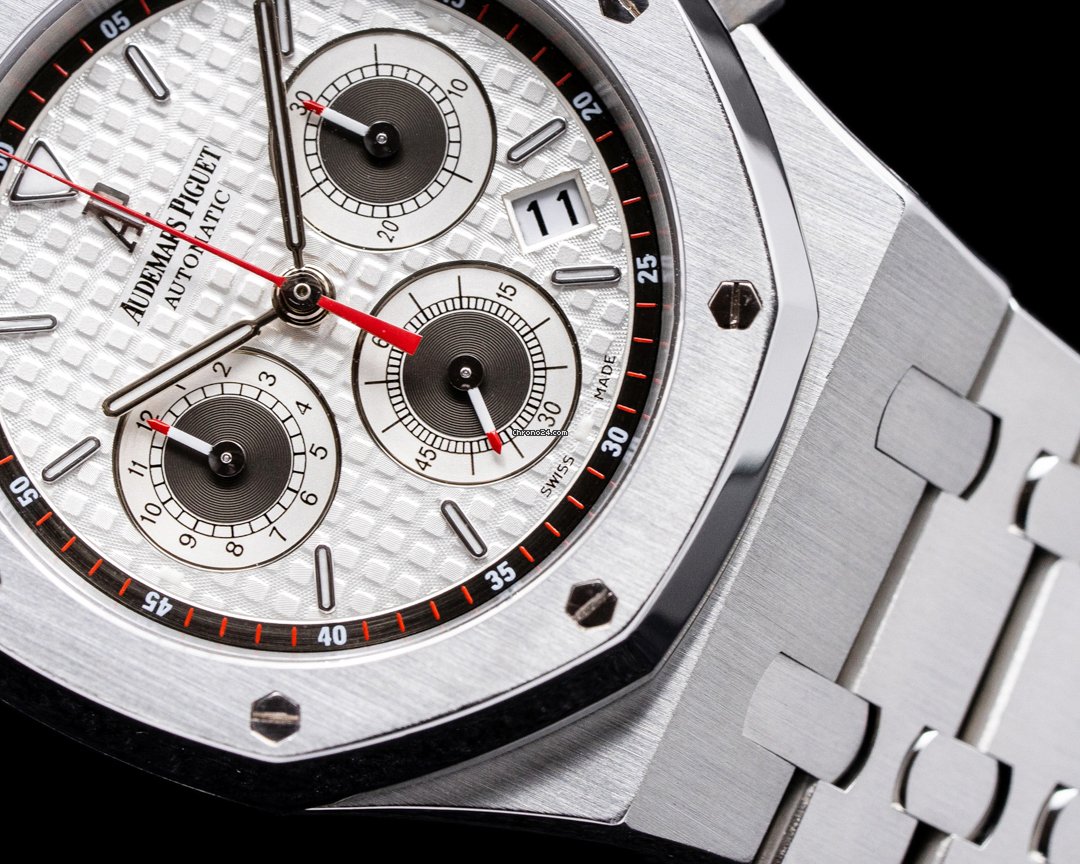 Audemars Piguet Royal Oak Chronograph Mens watch Unisex Automatic Steel 26300ST.OO.1110ST.06 5