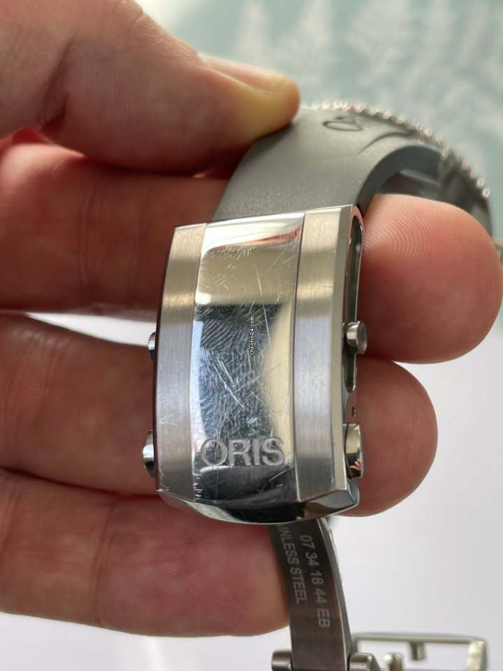 Oris Aquis Date Mens watch Unisex Automatic Steel 01 733 7730 4125-Set MB 5