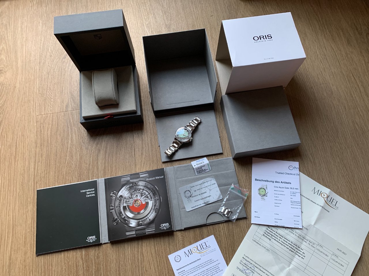 Oris Aquis Date Mens watch Unisex Automatic Steel 01 733 7732 4137-07 8 21 05PEB 5