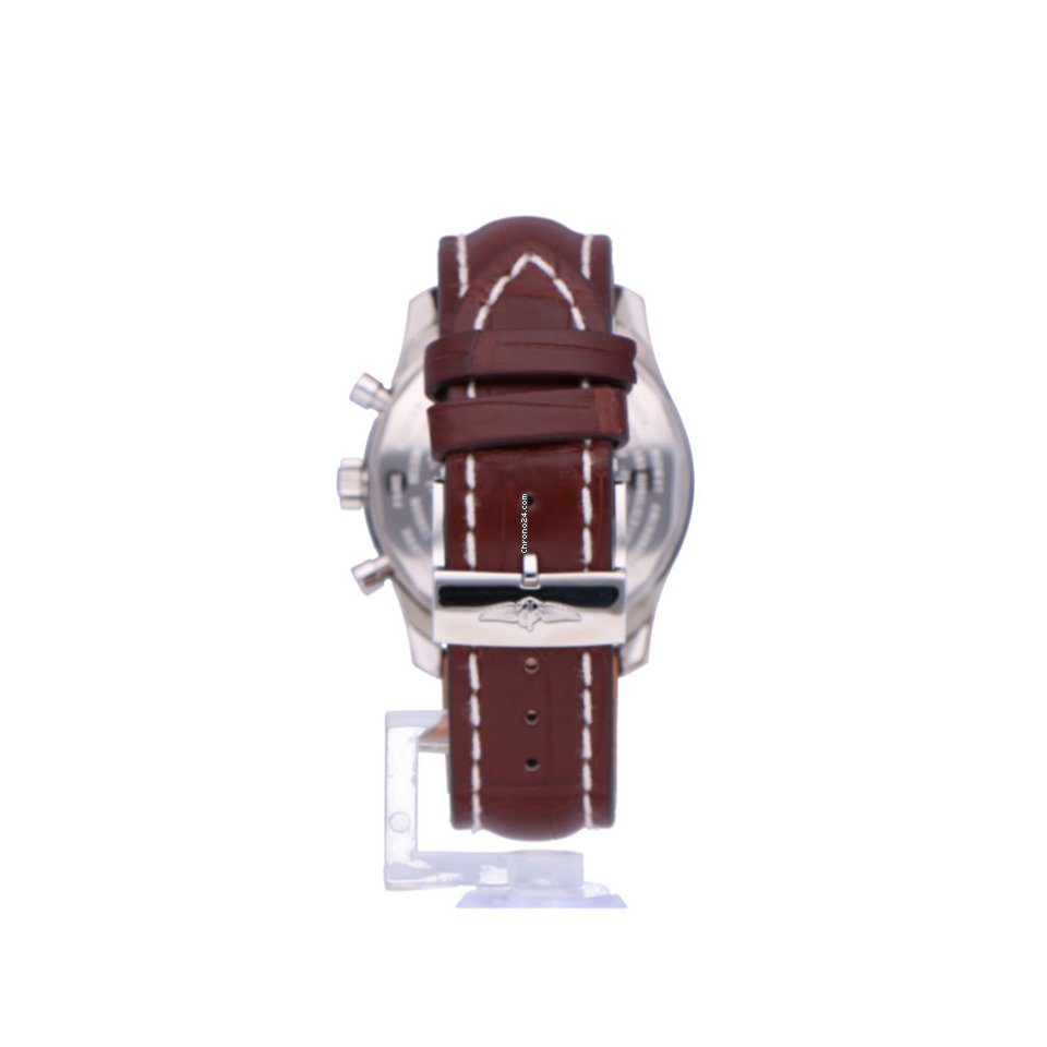 Breitling Navitimer World Mens watch Unisex A2432212 5