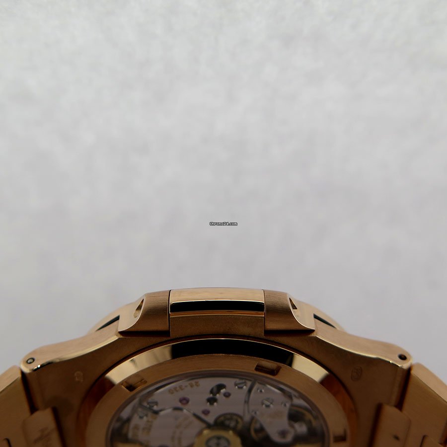 Patek Philippe Nautilus Mens watch Unisex Automatic Rose gold 5711 1R 5