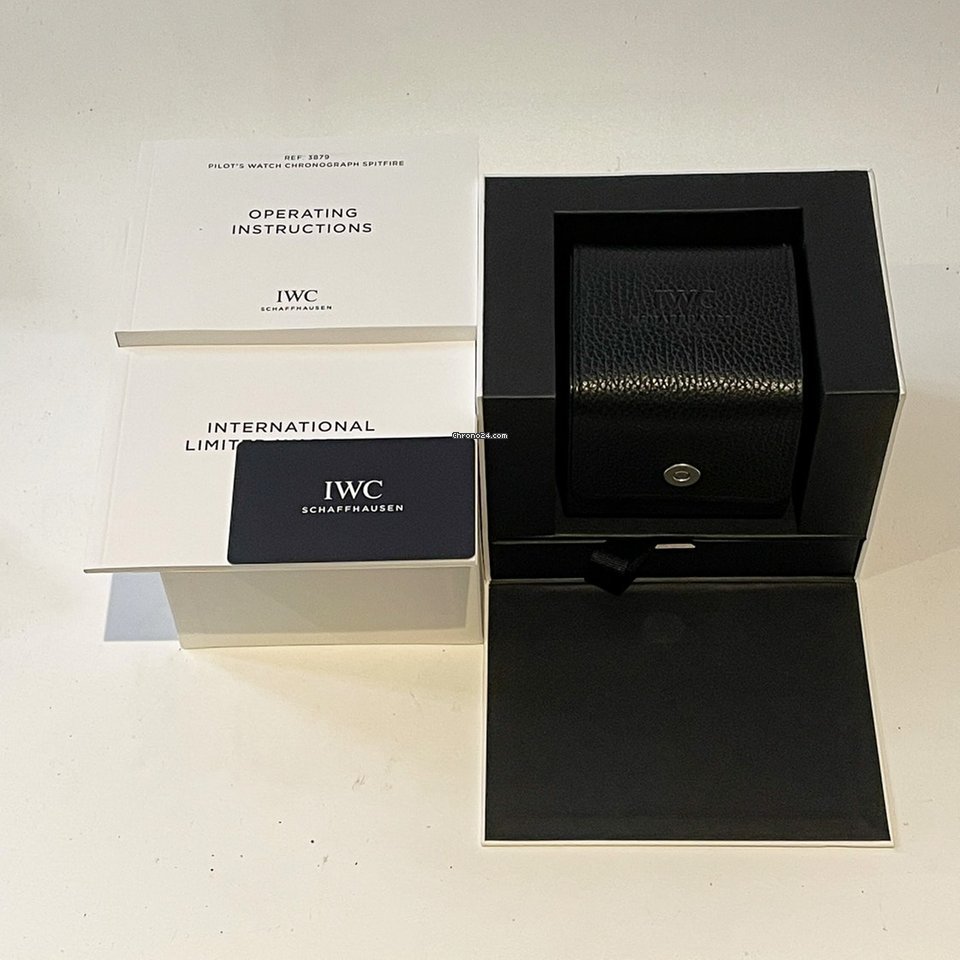 IWC Pilot Chronograph Mens watch Unisex Automatic Ceramic IW3879-05 5