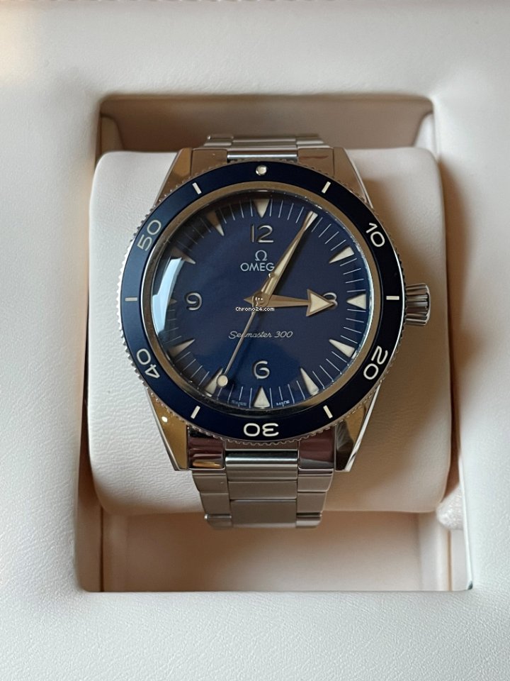 Omega Seamaster 300 Mens watch Unisex Automatic Steel 234.30.41.21.03.001 5