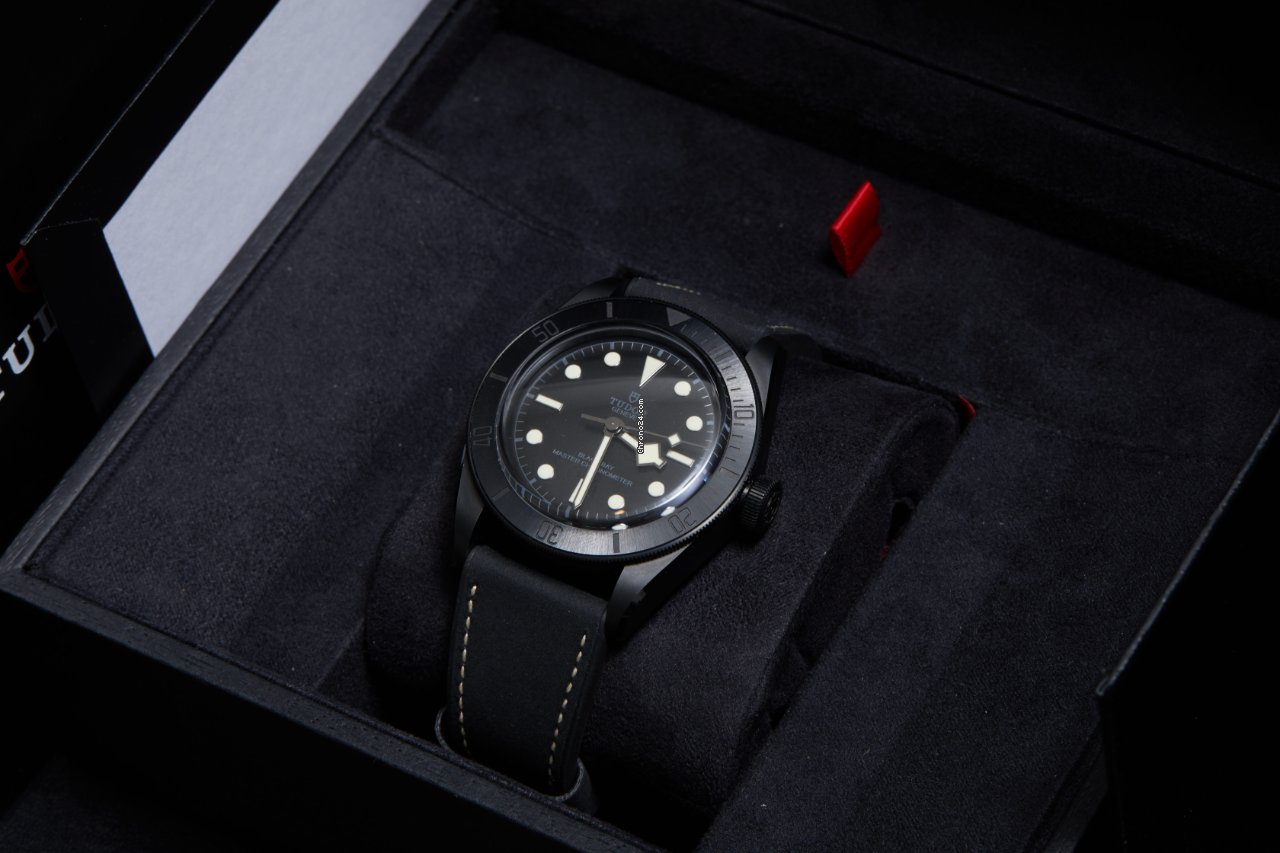 Tudor Black Bay Mens watch Unisex Automatic Ceramic 79210CNU 5