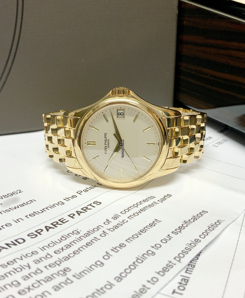 Patek Philippe Calatrava Mens watch Unisex Automatic Yellow gold 5127 1J-001 5