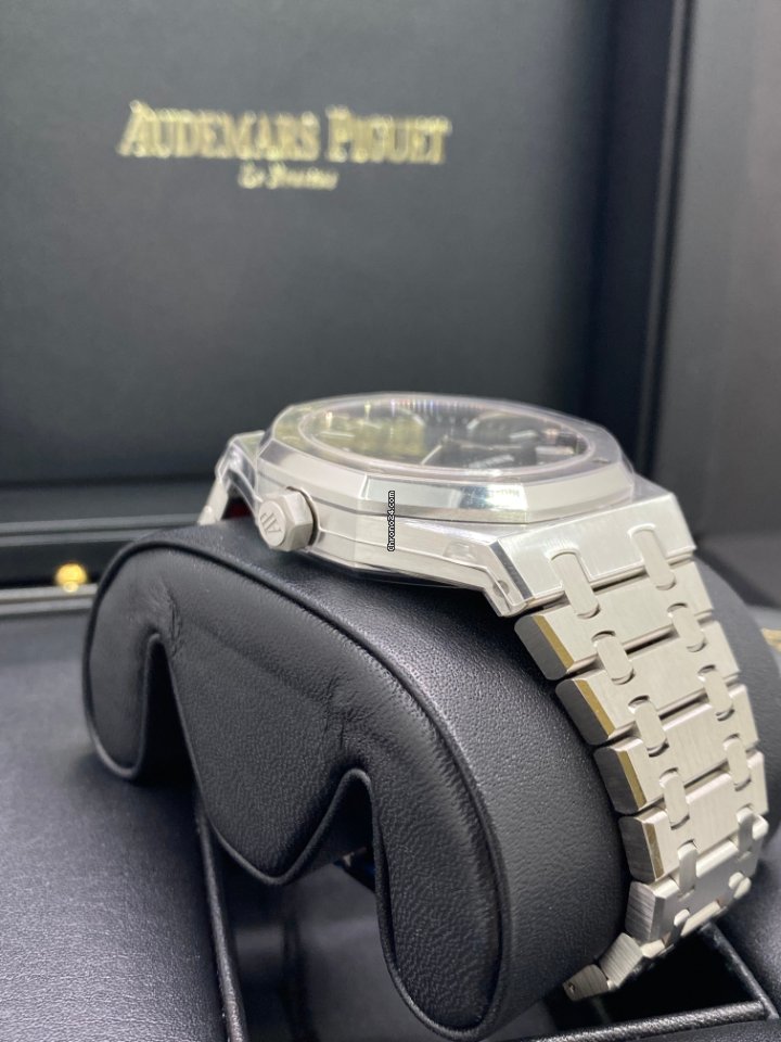 Audemars Piguet Royal Oak Selfwinding Mens watch Unisex Automatic Steel 15500ST.OO.1220ST.03 5