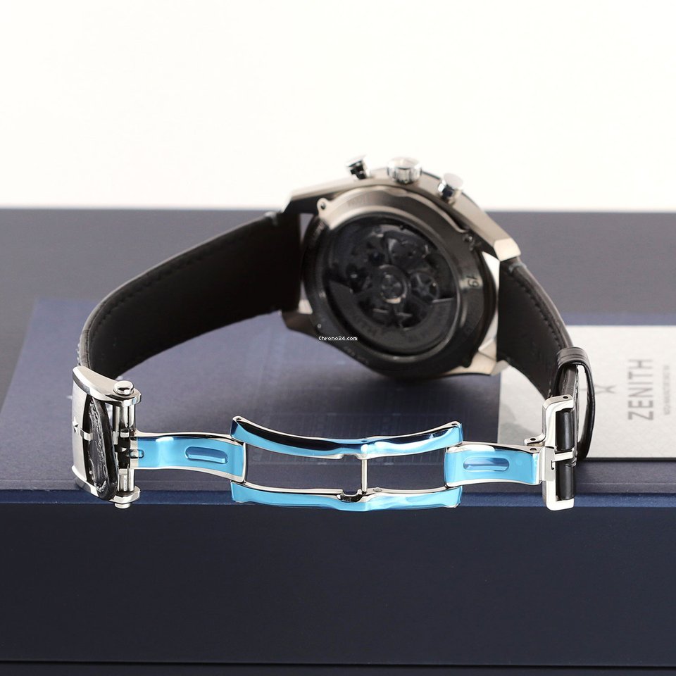Zenith El Primero Chronomaster Mens watch Unisex Automatic Titanium 95.3001.3600 69.c817 5