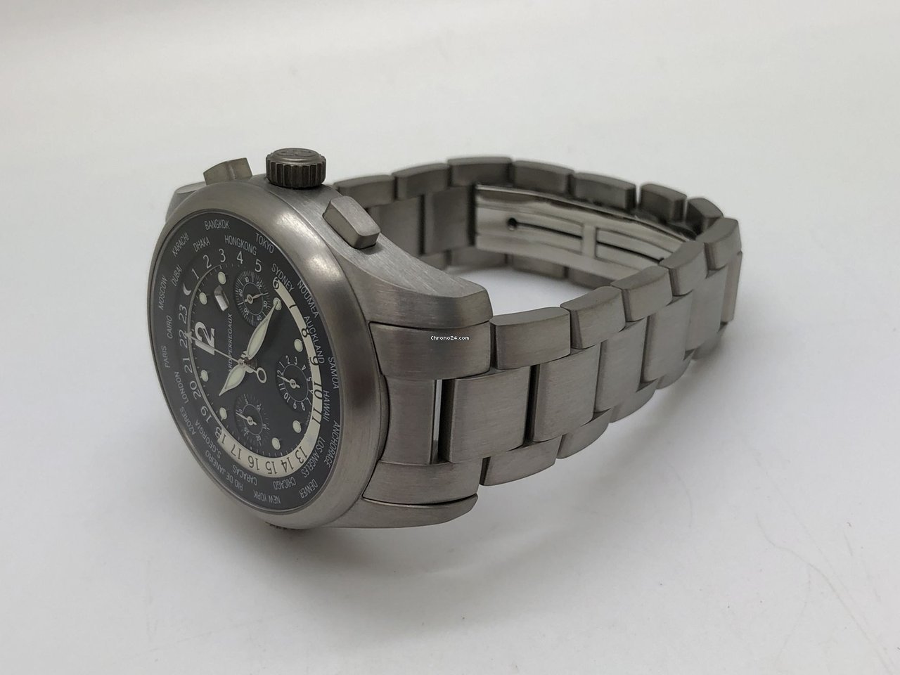 Girard Perregaux WW.TC Mens watch Unisex Automatic Titanium 49800-T-21-6046 5