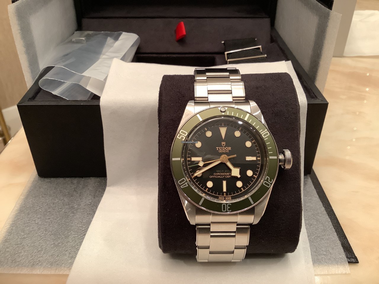 Tudor Black Bay Mens watch Unisex Automatic Steel 79230G. Harrods 5